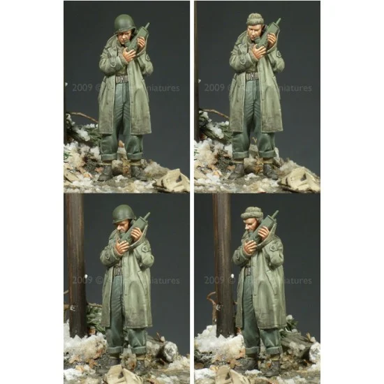 Alpine Miniatures 35094 1/35 WWII US Army Officer #2 (1 figure) - Model Figures