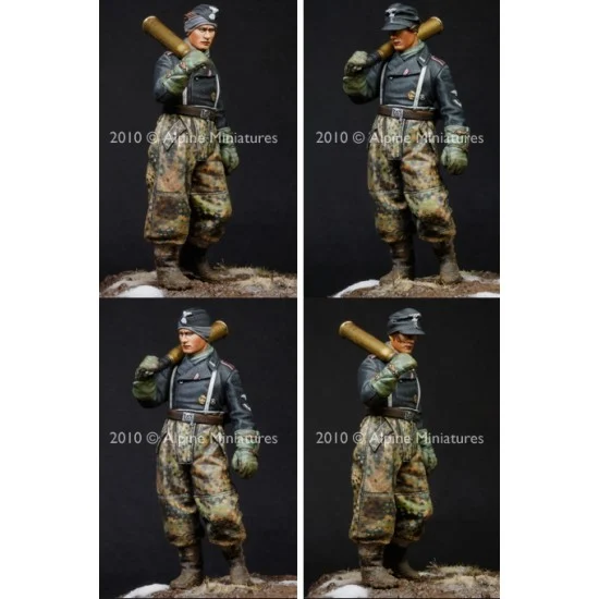 Alpine Miniatures 35105 1/35 WSS Panther Crew #1 (1 figure) - Model Figures