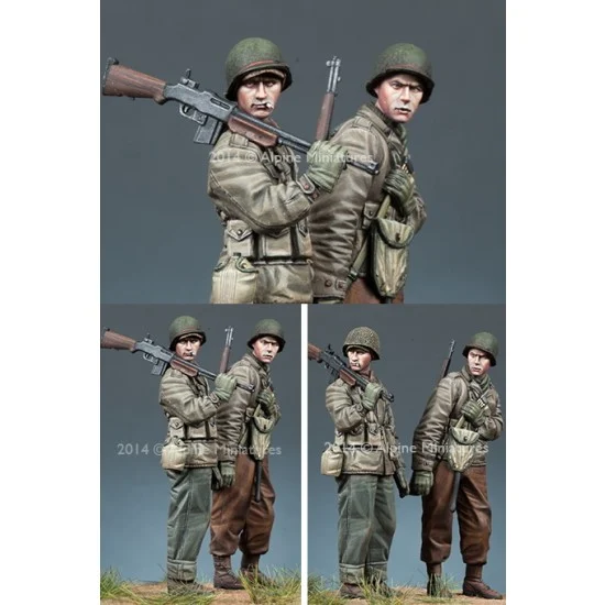 Alpine Miniatures 35171 1/35 WWII US Infantry Set (2 Figures, Each w/2 Different Heads) - Model Figures