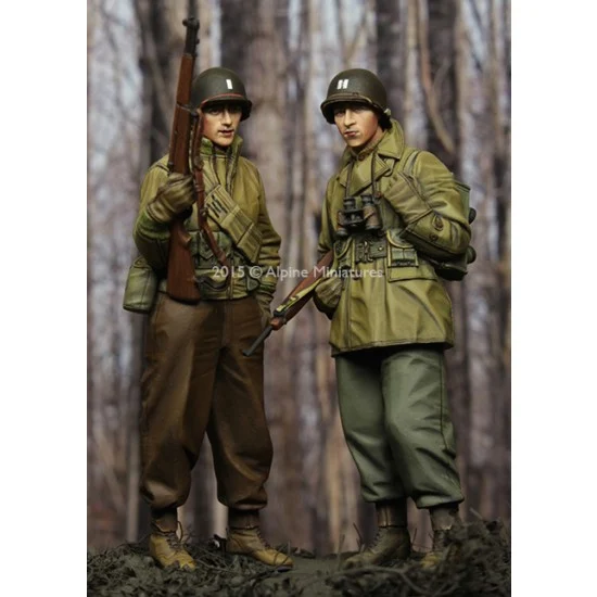 Alpine Miniatures 35204 1/35 WWII US Infantry Set (2 figures, each w/2 different heads) - Model Figures