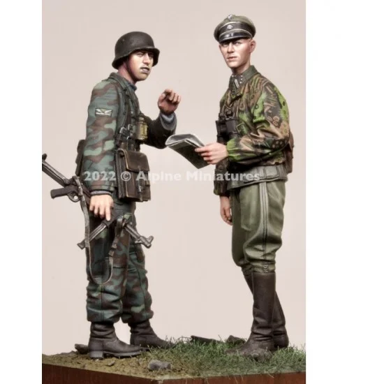 Alpine Miniatures 35301 1/35 WSS Grenadier Set (2 figures) - Model Figures