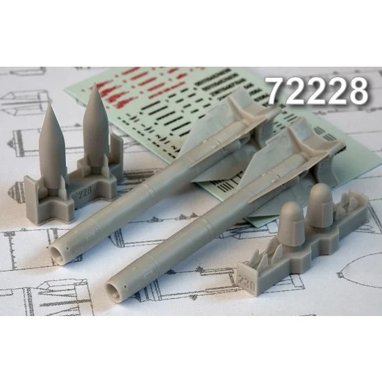 Advanced Modeling AMC72228 1/72 Kh-25MP Anti-Radar Missiles AS-12 "Kegler" w/Passive Radar HH Module 1VP
