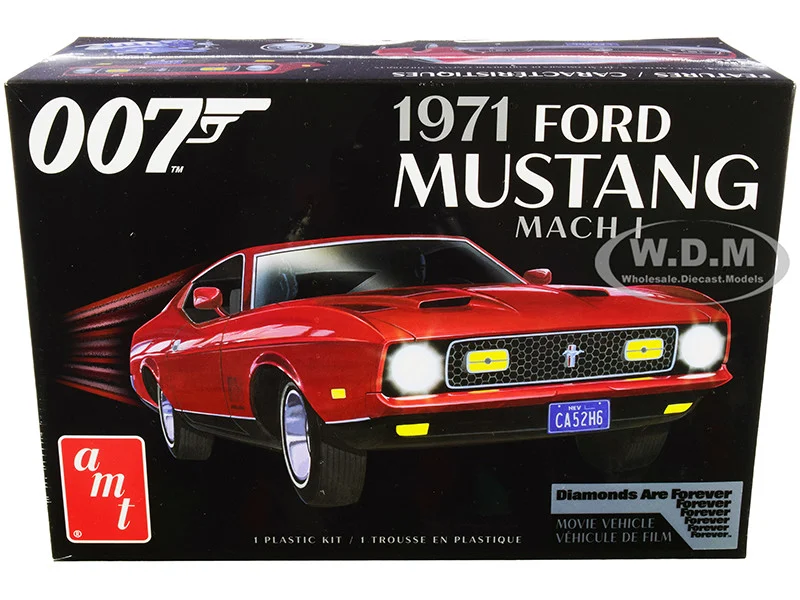 Skill 2 Model Kit 1971 Ford Mustang Mach 1 (James Bond 007) "Diamonds are Forever" (1971) Movie 1/25 Scale Model by AMT - Ford Models