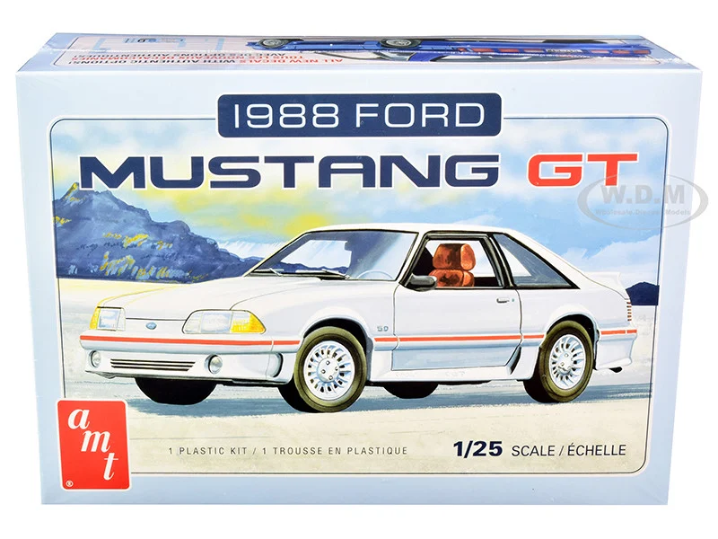 Skill 2 Model Kit 1988 Ford Mustang GT 1/25 Scale Model by AMT - Ford Models