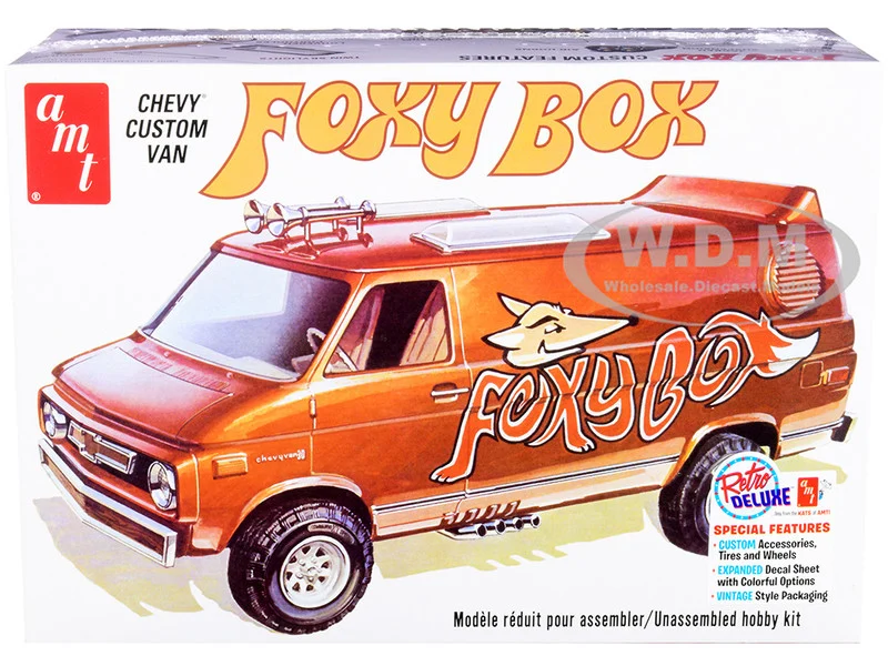 Skill 2 Model Kit Chevrolet Custom Van "Foxy Box" 1/25 Scale Model by AMT - Chevrolet Models