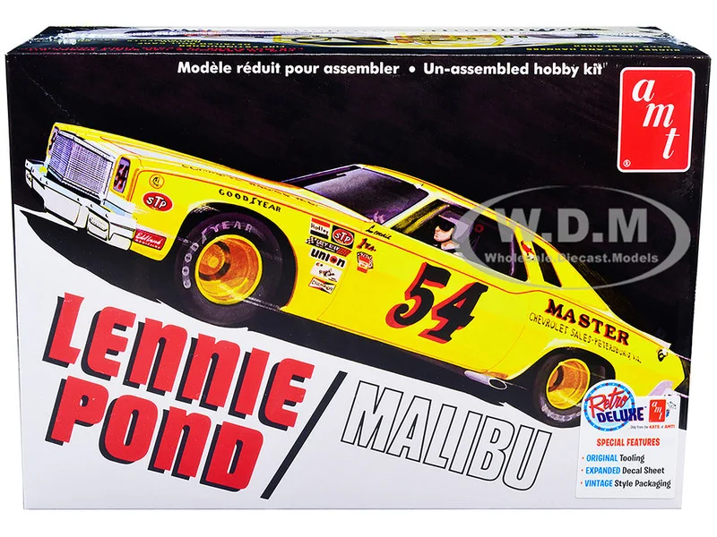 Skill 2 Model Kit 1974 Chevrolet Malibu Stock Car #54 Lennie Pond 1/25 Scale Model by AMT - Chevrolet Models
