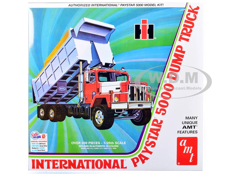 Skill 3 Model Kit International PayStar 5000 Dump Truck 1/25 Scale Model by AMT - International Models