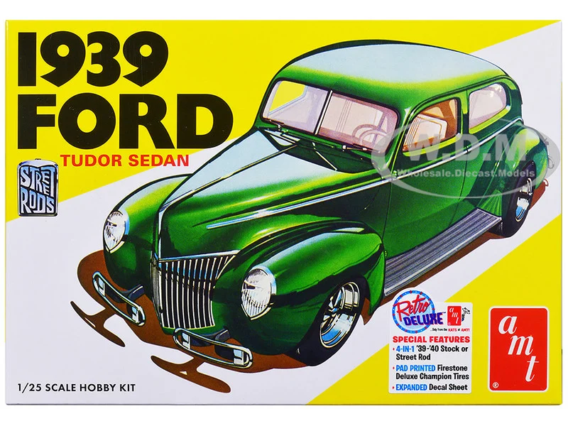 Skill 2 Model Kit 1939 Ford Tudor Sedan "Street Rod" Series 1/25 Scale Model by AMT - Ford Models
