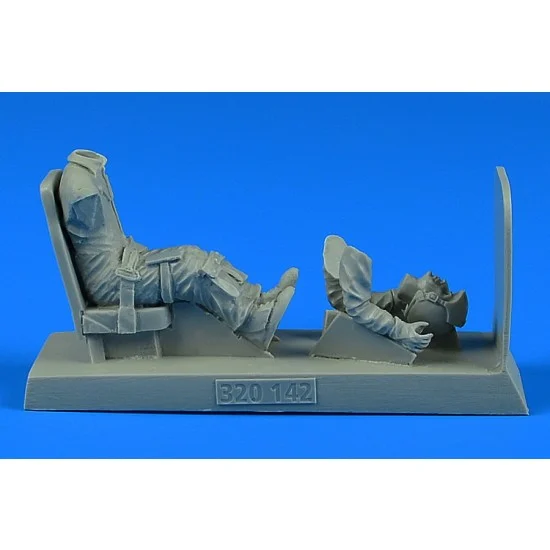 Aerobonus 320142 1/32 USAF O-2 Pilot w/Seat for Kinetic/Hasegawa/Italeri kits
