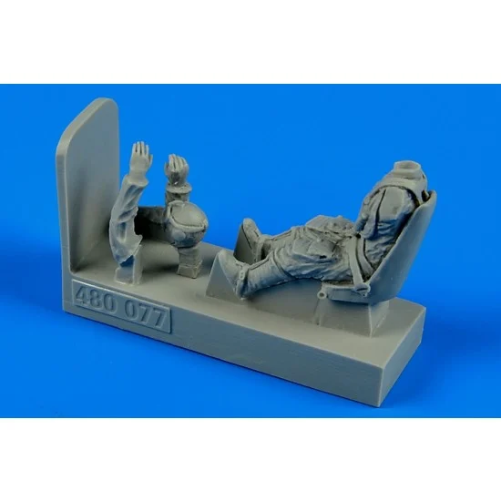 Aerobonus 480077 1/48 WWII German Luftwaffe Pilot with Seat for Messerschmitt Bf-109E