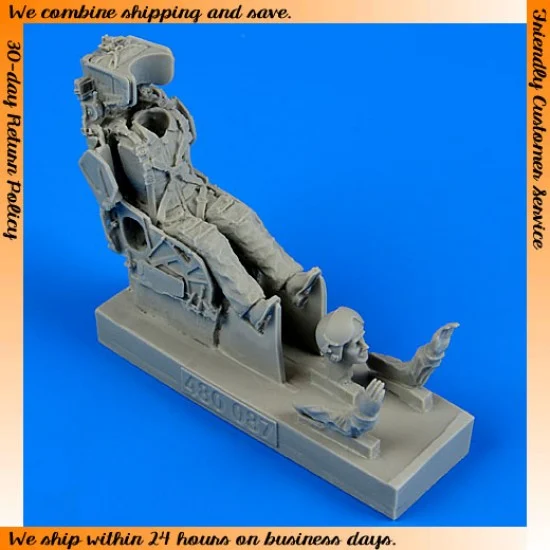 Aerobonus 480087 1/48 Russian Pilot with KS-4 Ejection Seat for Sukhoi Su-7/Su-9/Su-11/Su-15/Su-17..