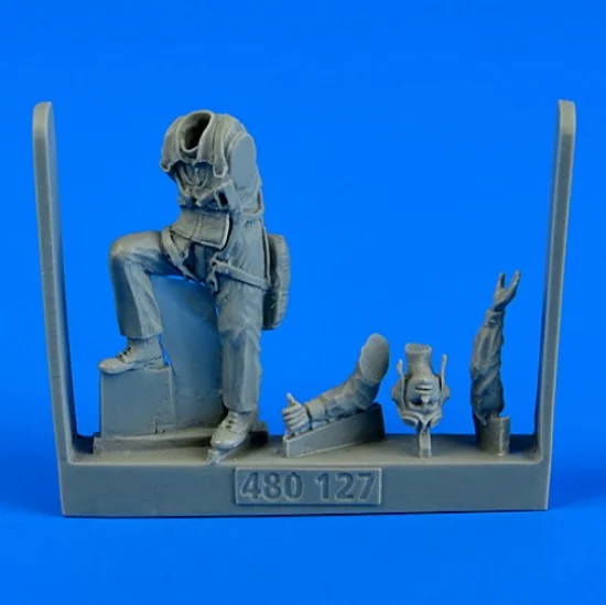 Aerobonus 480127 1/48 WWII US Navy Pilot - Pacific Theatre (1 Resin Pilot)