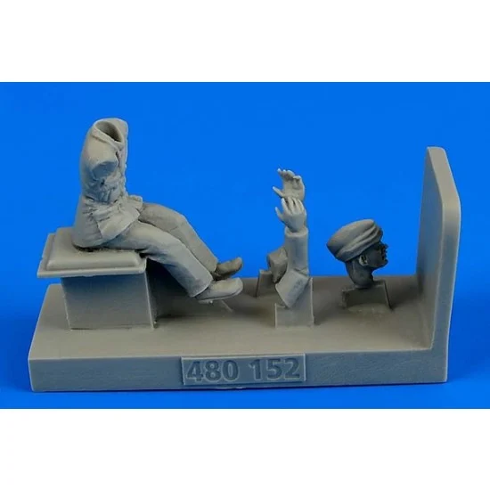 Aerobonus 480152 1/48 WWII RAF Driver for Albion AM463 3-Point Refueller for Airfix kit (1 Figure)