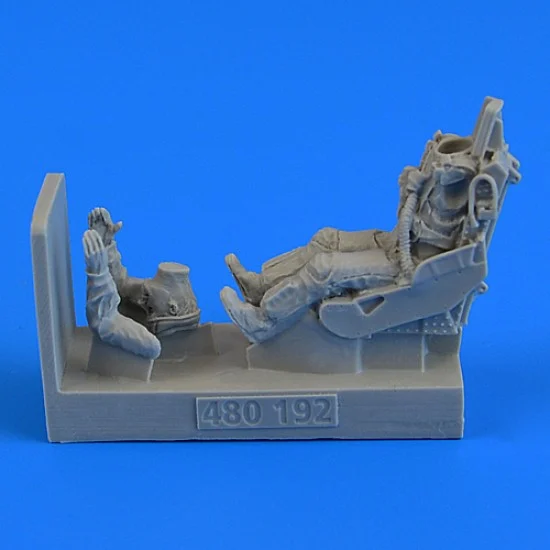 Aerobonus 480192 1/48 USAF Fighter Pilot for F-5A/C with Ejection Seat