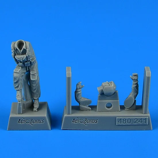Aerobonus 480241 1/48 Modern Russian Su-57 Fighter Pilot for Zvezda kits
