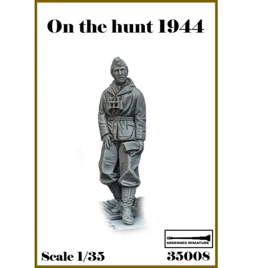 Ardennes Miniature 35008 1/35 On the Hunt - WWII German Panzer Crewman