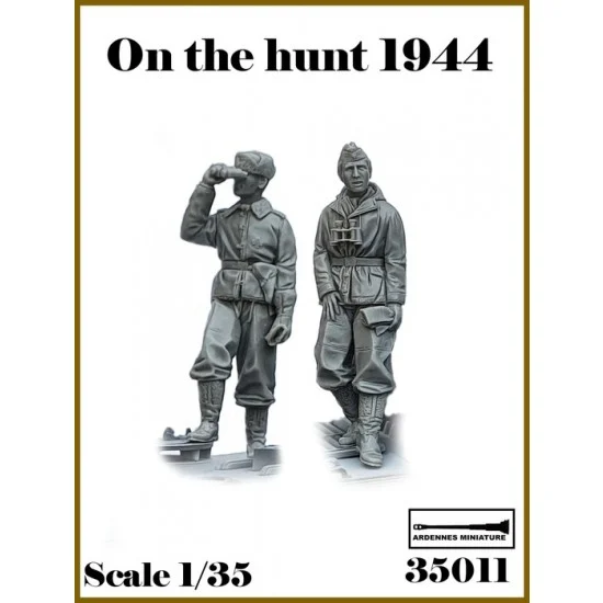 Ardennes Miniature 35011 1/35 On the Hunt - WWII German Panzer Crewmen (2 figures)