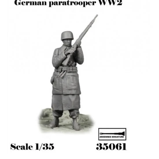 Ardennes Miniature 35061 1/35 WWII German Paratrooper - Model Figures
