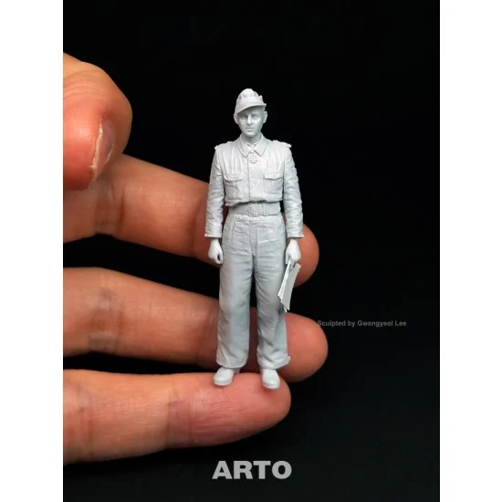ARTO production 35021 1/35 SS-Ostuf. Michael Wittmann s.SS.Pz.Abt. 101, Normandie 1944