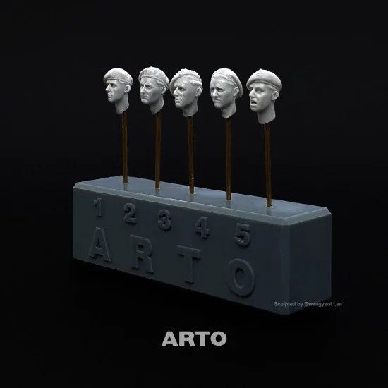 ARTO production AH35011 1/35 WWII British Royal Tank Regiment Beret (5 different heads) - Model Figures
