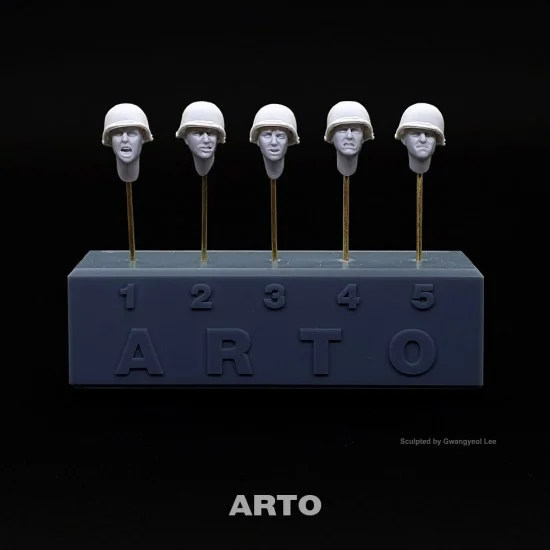 ARTO production AH35029 1/35 WWII US M1 Helmet Combat Heads - Model Figures