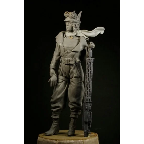 Aviattic Luft1602 1/16 "Kati Otersdorf"- Die Fledermaus (With Spandau Machine Gun)