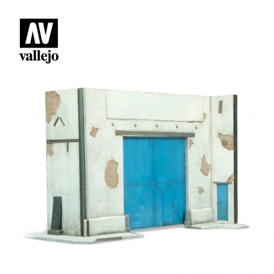 Vallejo SC118 1/72 Factory Gate (10.5x17x11.3 cm / 4.13x6.69x4.44 in) - Scenics & Diorama
