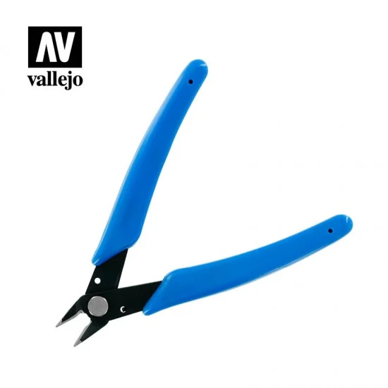 Vallejo T08001 Sprues and Photo Etch Cutter - Hobby Tools & Supplies