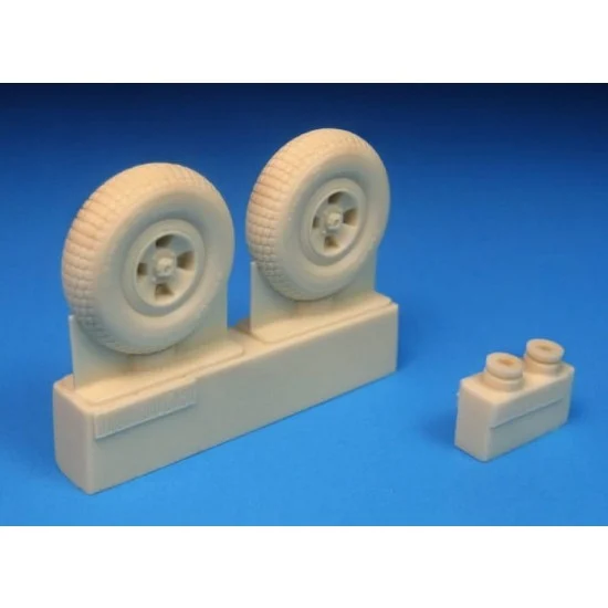 Barracuda BR-32319 1/32 Supermarine Spitfire VIII/IX/XVI 4 Slot Block Tread Mainwheels for Tamiya kits