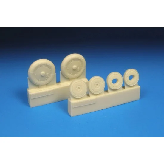 Barracuda BR-48388 1/48 Bf 109 Wheels - Ribbed Hub, Smooth Tyres for Eduard/Zvezda/Hasegawa/Tamiya