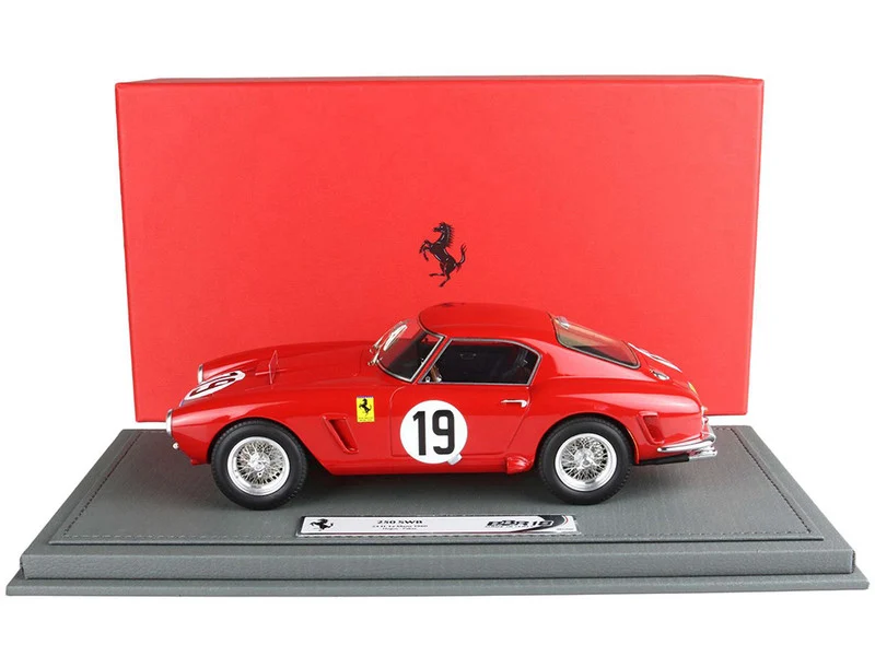Ferrari 250 SWB #19 Ed Hugus - Augie Pabst "North American Racing Team" "24 Hours of Le Mans" (1960) with DISPLAY CASE Limited Edition to 200 pieces Worldwide 1/18 Model Car by BBR