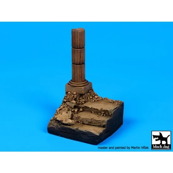 Black Dog D35039 1/35 Stairs with Column (Africa) Base - Scenics & Diorama