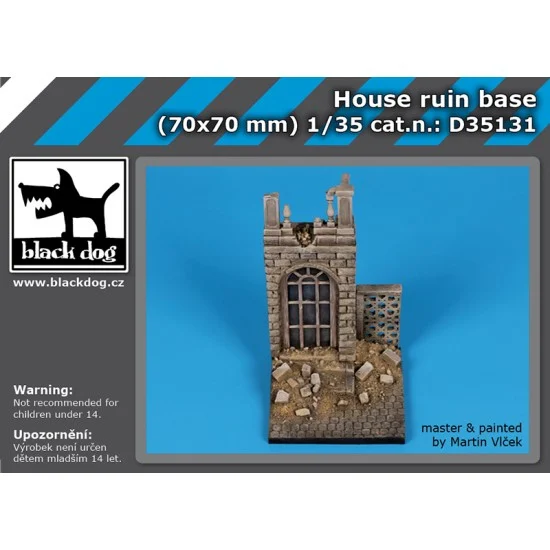 Black Dog D35131 1/35 House Ruin Base (70mm x 70mm) - Scenics & Diorama