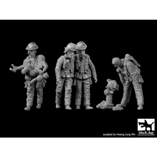 Black Dog F35166 1/35 Firemen Big Set No.2 (5 Figures) - Model Figures