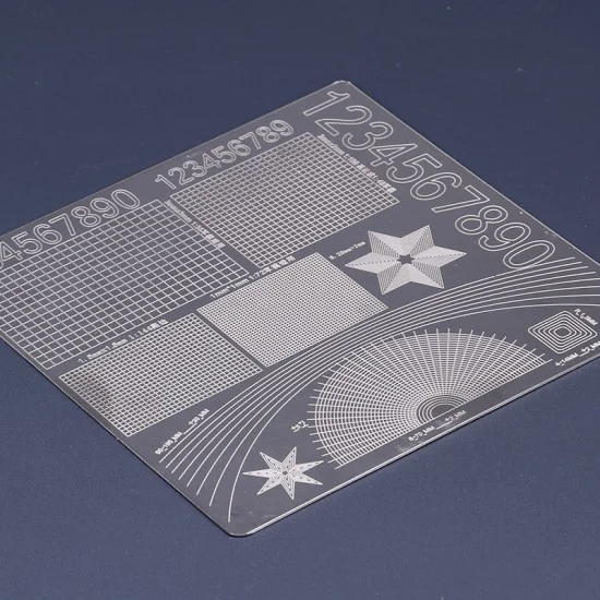 Border Model 0012 Lines Geometry Paint Mask Cutting Mat (15cm x 15cm) - Hobby & Model Paints