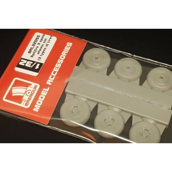 Brengun BRL32055 1/32 Spitfire 3 Spoke Wheels set (3 types of tyres) - Model Planes