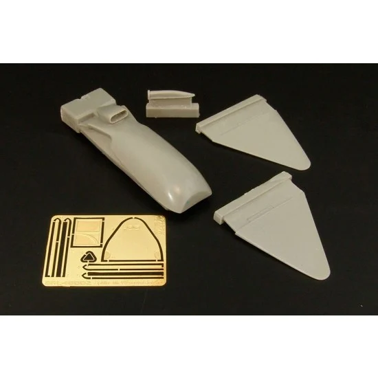 Brengun BRL48002 1/48 Spitfire MK.VII Conversion Set for Hasegawa kit - Model Planes