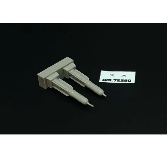 Brengun BRL72280 1/72 WWII Light Bombs M26 Flare (2pcs) - Model Planes