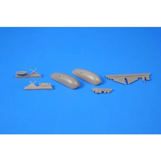 CMK 7344 1/72 Blenheim Mk. Finish AF 1.serie Fixed type Ski Undercarriage for Airfix kit - Model Planes
