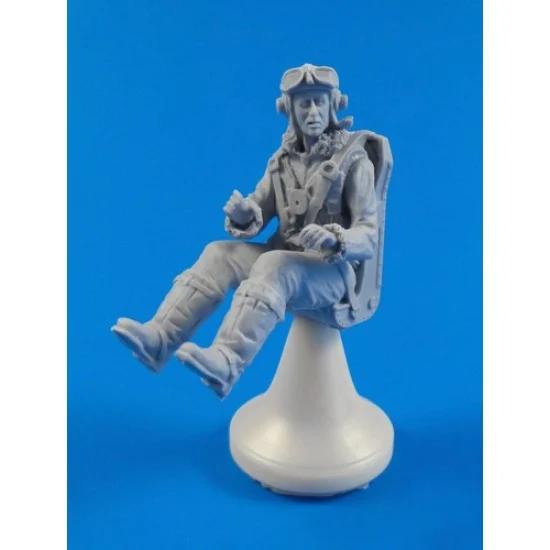 CMK F32316 1/32 British Tempest Pilot, Sitting for 1/32 Special Hobby kit - Model Planes