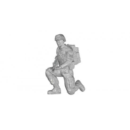 CMK F35323 1/35 Kneeling Soldier (on left knee), US Infantry Squad 2nd Division for M1126 Stryker (pt.2) - Model Figures