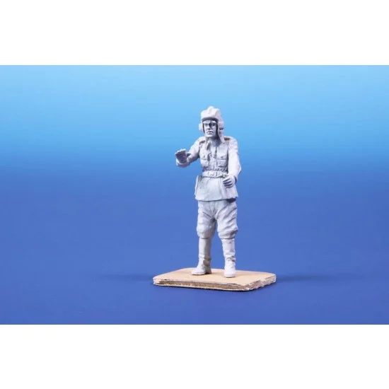 CMK F48267 1/48 WWII Soviet Tank Loader - Model Figures