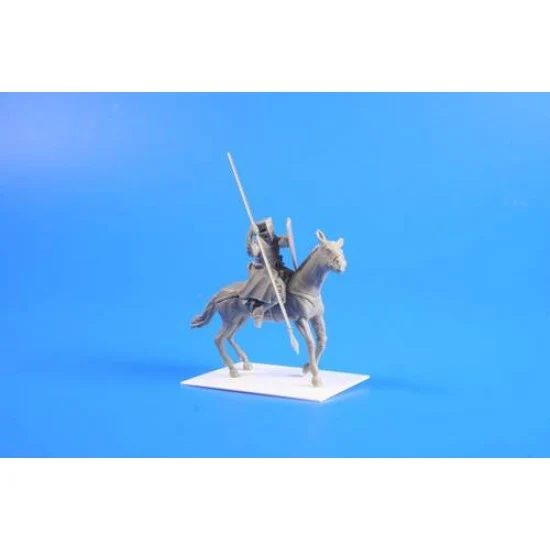 CMK F48273 1/48 Chevalier (Knight on Horseback) - Model Figures
