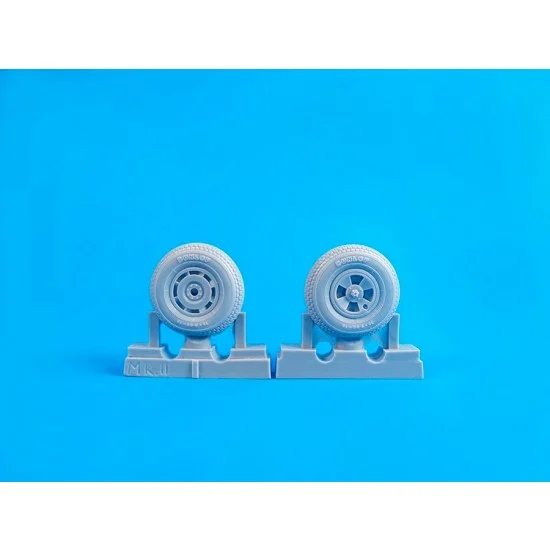 CMK Q32275 1/32 Tempest Mk. II/V/VI Square Tread Pattern MainWheels for Special Hobby kit - Model Planes