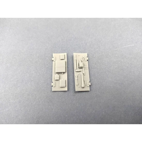 Copper State A35-035 1/35 Fahrpanzer Doors with Equipment for Copper State kit