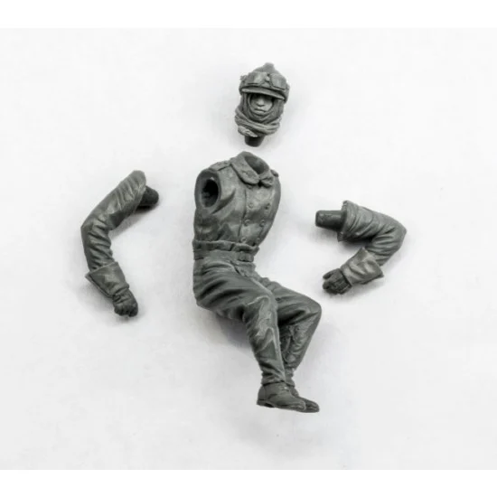 Copper State F32-009 1/32 Gotha Bomber German Crew Member N.1