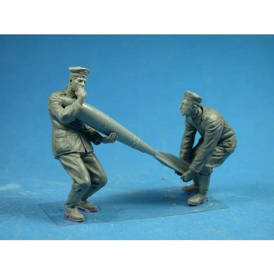 Copper State F32-020 1/32 German Bomber Ground Personnel N.2 (2 figures)