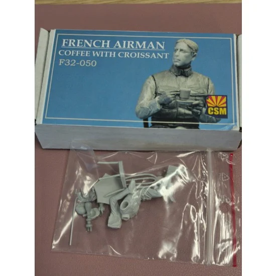 Copper State F32-050 1/32 French airman - Coffee and croissant