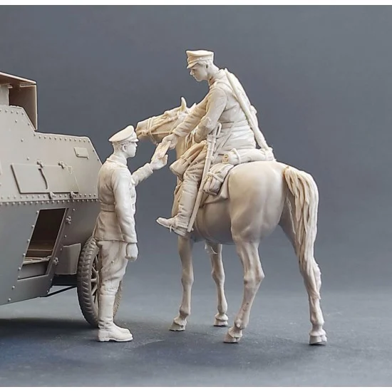 Copper State F35-032 1/35 Imperial Russian Automobile MG Platoon Orderly Officer Passing An Order