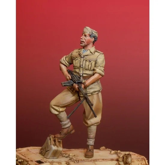 Darius Miniatures F35006 1/35 WWII Italian Borsaglieri Libya 1941 #2 - Model Figures